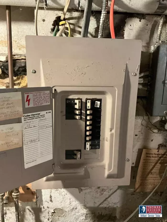 Reading job in West Lawn