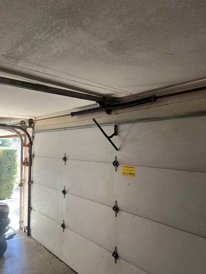 Home - Ace's Garage Door Repair & Installation